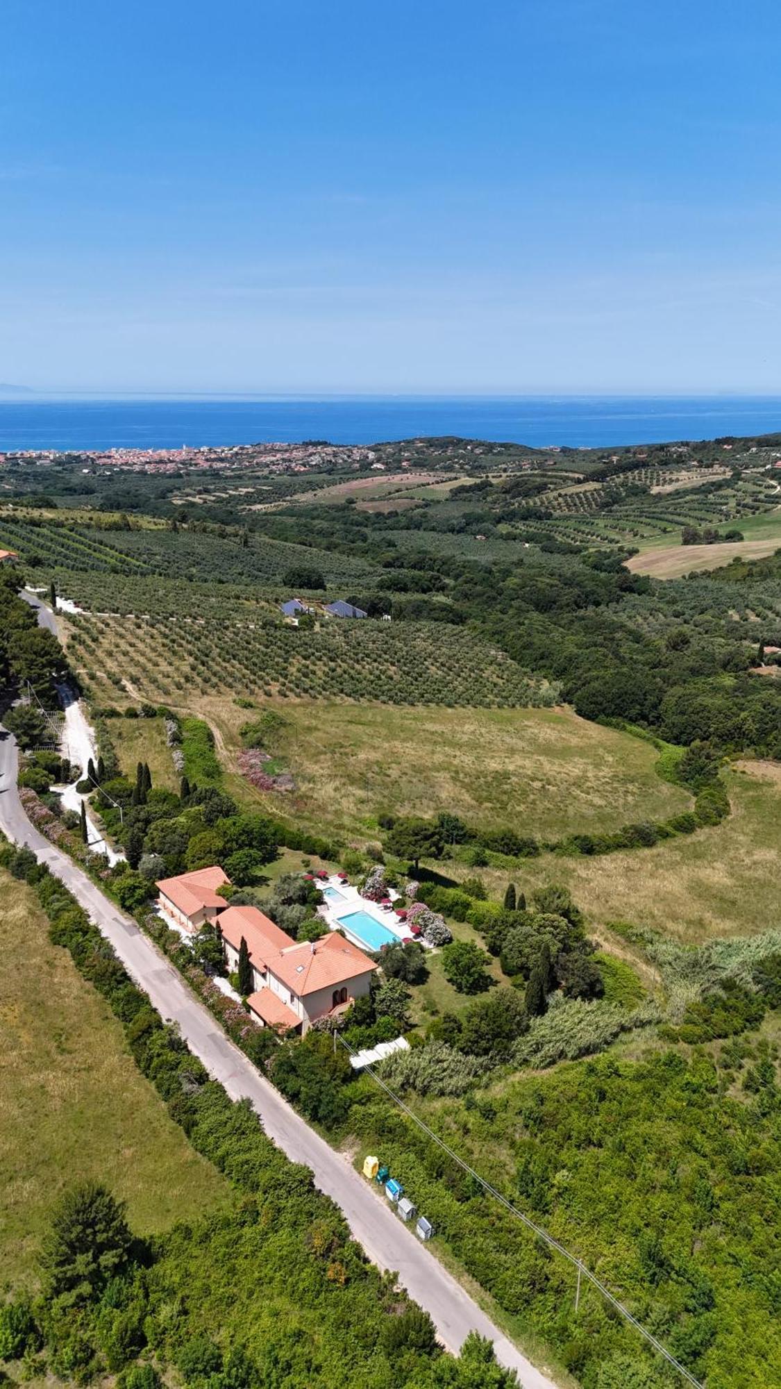 La Muccheria Aparthotel San Vincenzo Exterior foto